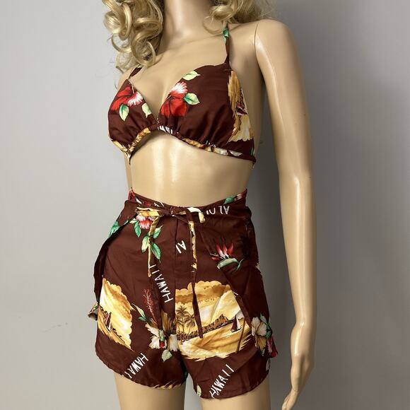 NEW Vintage Hukilau Fashions Hawaiian Set Medium Wrap Shorts Triangle Bikini Top - Picture 1 of 15
